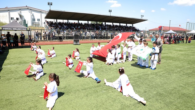 Ferizli’de 19 Mayıs Coşkusu