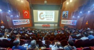 Cumhuriyetçiler kurultayı Ankara’da tamamlandı ve halk hareketi çağrısı yapıldı