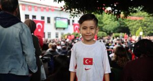 Milli heyecan iki noktada yaşanacak: Büyükşehir’den iki dev ekran