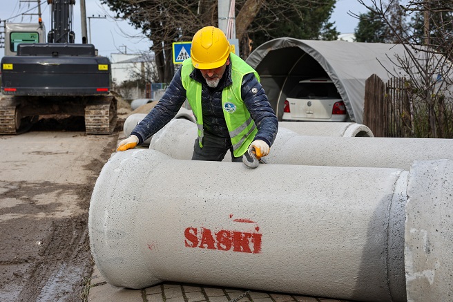 Arifiye’nin 12 kilometrelik dev altyapı projesi kısa sürede yüzde 50 seviyesine geldi