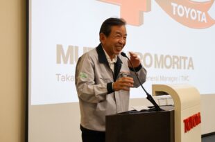 Toyota Türkiye 4 milyonuncu aracını banttan indirdi